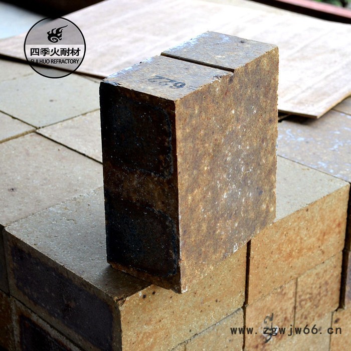 新密耐火材料厂家  水泥回转窑用耐火砖 供应 找新密四季火耐材厂图3