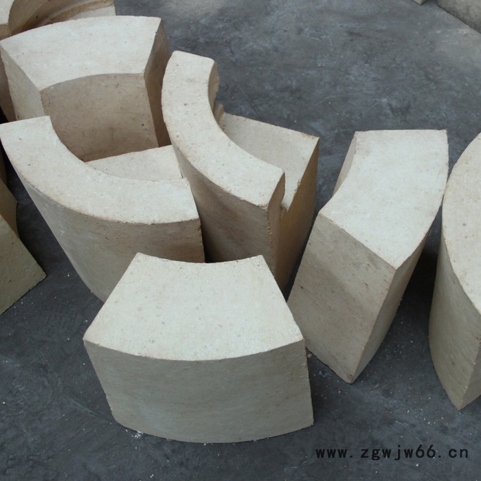 90刚玉标砖耐火砖 石墨化筑炉用耐火砖 新密耐火材料厂家 现货供应 支持定制各种规格图3