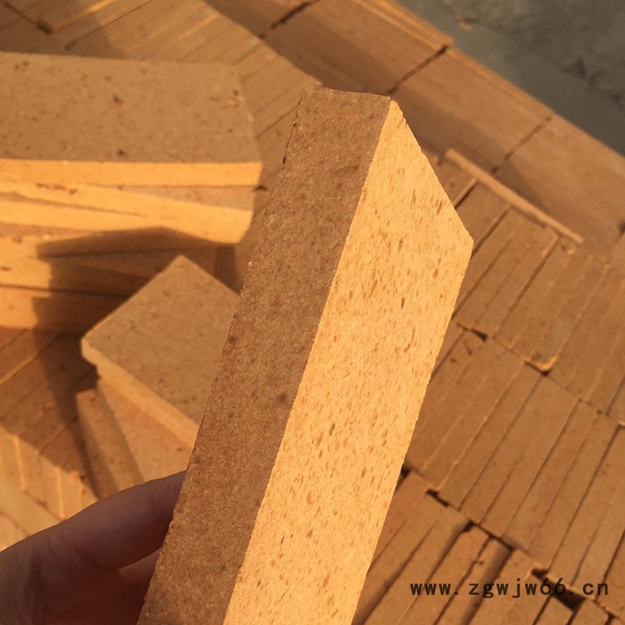 科瑞耐火材料供应粘土砖 定制半枚片 二分片 定制多规格耐火砖 批发砌筑回转窑耐火砖 河南粘土耐火砖 来图定制 欢迎咨询图2