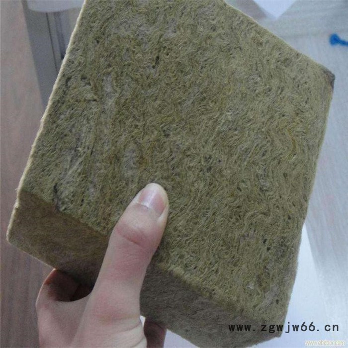 恒森供应  黑棉憎水岩棉板 岩棉保温材料 新型保温材料图3