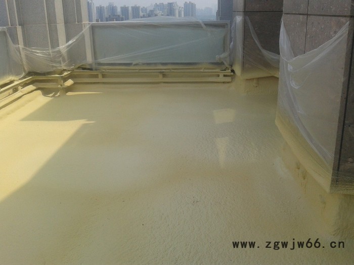 供应聚氨酯泡沫喷涂保温材料 现场聚氨酯保温喷涂 专业现场聚氨酯保温施工 专业聚氨酯保温图3