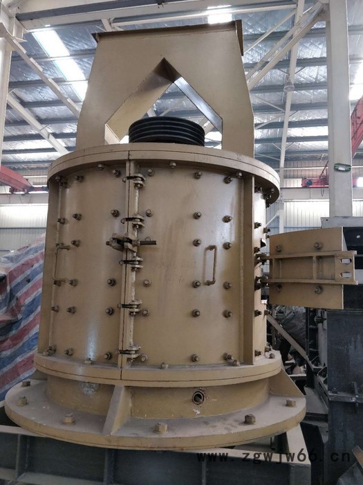 矿石耐火材料细碎复合破碎机 立轴青石移动制砂机 板锤数控制砂机图4