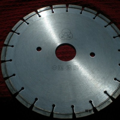 ****低价金刚石锯片、金刚石切割片、刀片、切割混凝土、沥青、石材、耐火材料等硬脆质非金属材料