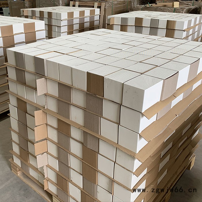 河南耐火材料厂家科瑞耐材 供应高铝质蓄热体 刚玉莫来石蜂窝陶瓷蓄热体 冶炼炉用 耐高温堇青石蜂窝蓄热体 催化剂载体图4