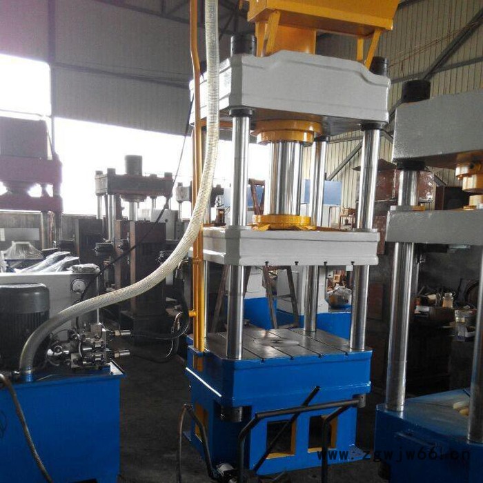 供应滕州盛丰100T四柱三梁液压机，粉末成型100吨耐火材料四柱油压机图5