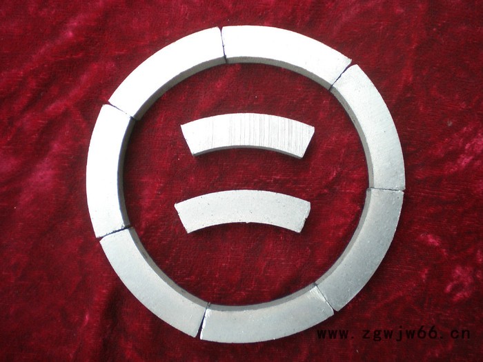 厂家直供盛源金刚石锯片、金刚石刻槽锯片、微晶石切割片、石材锯片、混凝土、沥青刻槽锯片、刀片、耐火材料锯片、水磨石地坪磨块图6