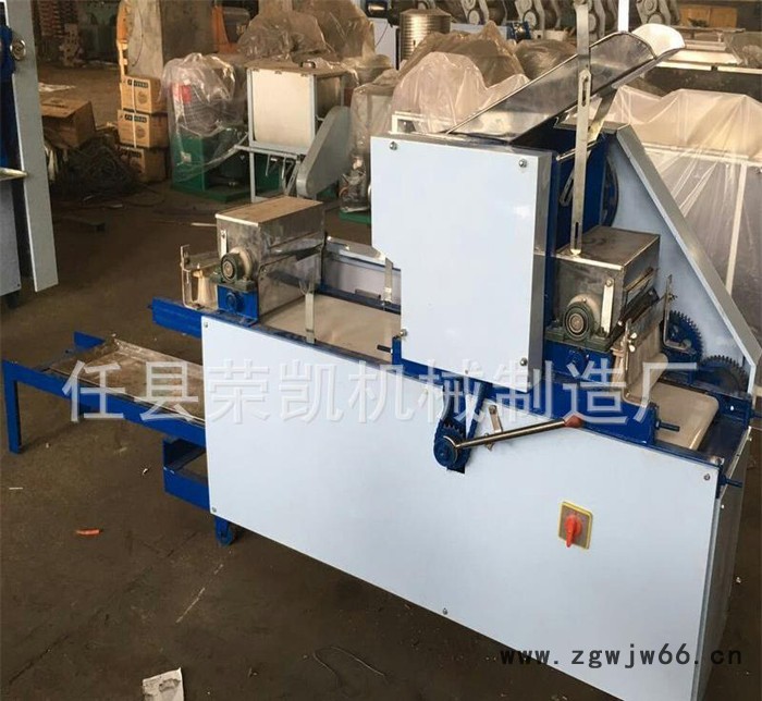 直销260型双面撒粉 自动叠皮切面机 配送刀具图2