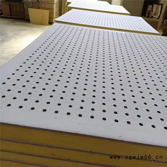复合硅酸钙穿孔吸音板 墙面吸音板 隔音保温材料 河北欧洛风 厂家生产图3