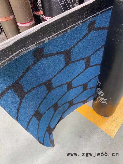 博文防水材料屋面 立体彩砂防水卷材 沥青防水材料 马赛克玻纤沥青瓦图3