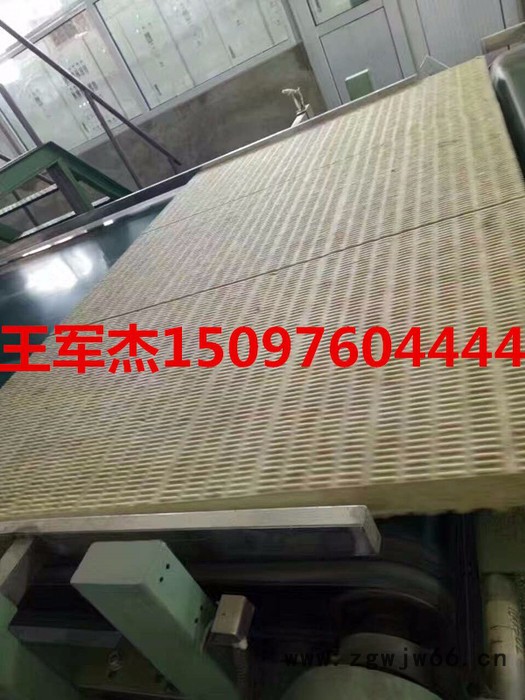 河北富达麦格美：复合防火岩棉板、保温屋面岩棉板、国标岩棉板 保温材料  玄武岩棉板批发图2