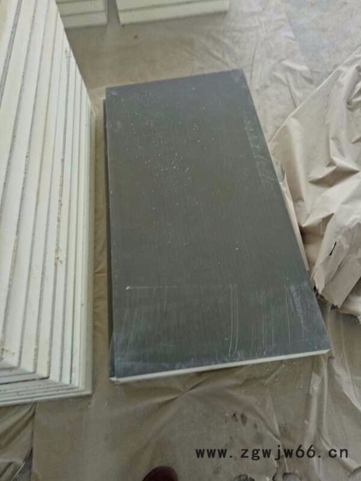 供应聚氨酯保温材料聚氨酯板图6