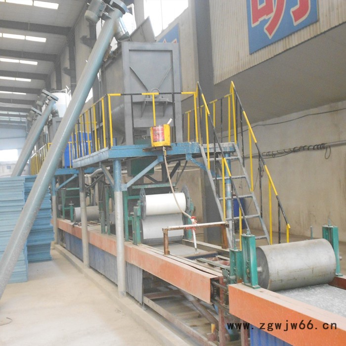 晨宏工程保温材料生产线 保温板设备 节能制板机 精钢框架图3