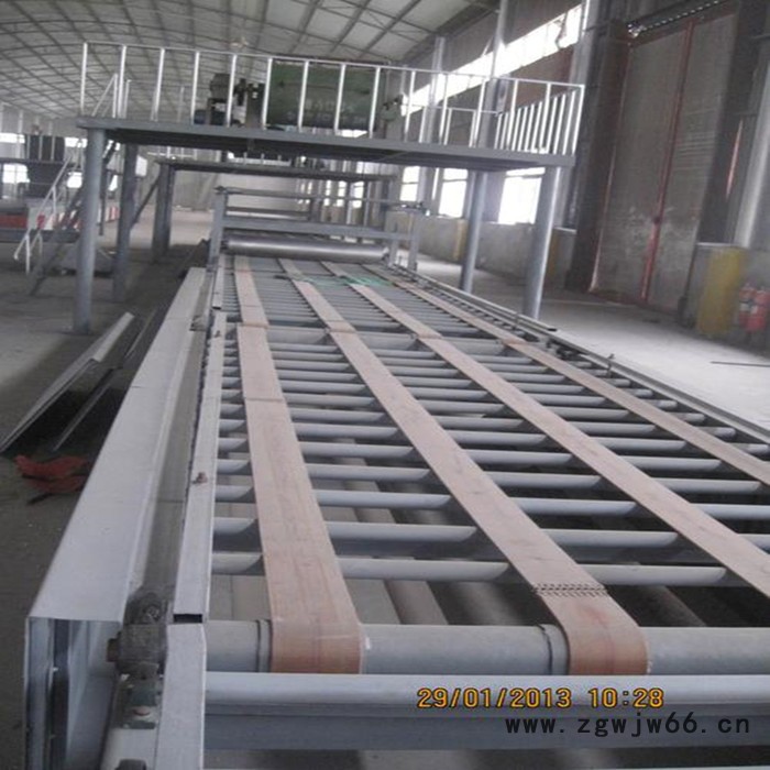 晨宏工程保温材料生产线 保温板设备 节能制板机 精钢框架图8