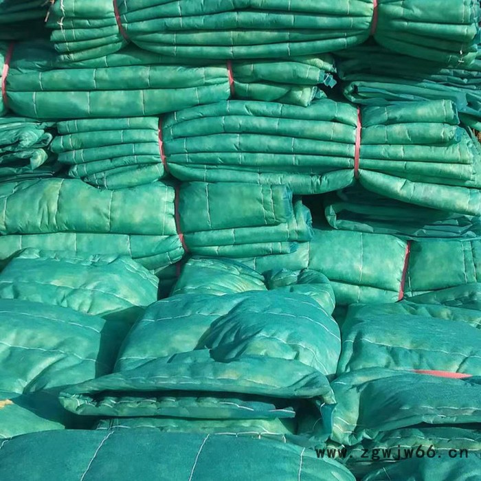 天津冬季岩棉被  保温材料工程防火岩棉被图4