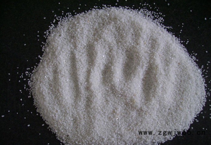 **耐火材料40-70目精致石英砂