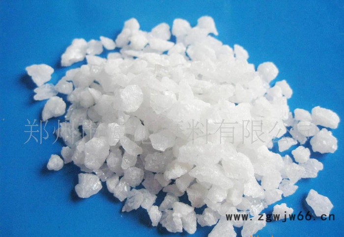 电熔白刚玉，白刚玉段砂，耐火材料5-3mm，AL2O3≥图3