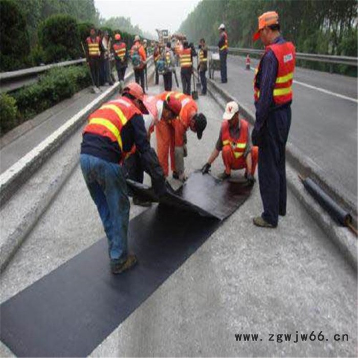 山东铭润防水材料道路防裂贴施工方法 自粘式防裂贴厂家诚招代理抗裂贴图5