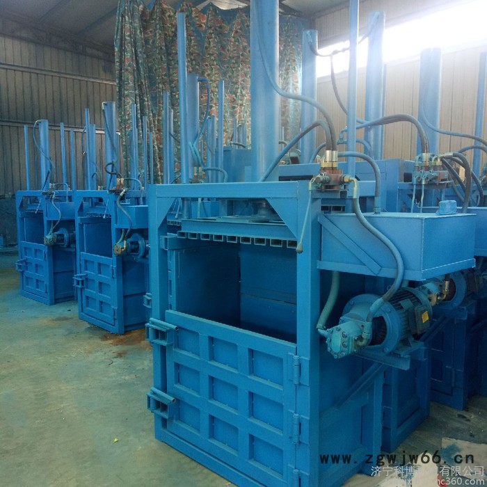 立式易拉罐压块机 立式废塑料打包机 保温材料打包机科博图3