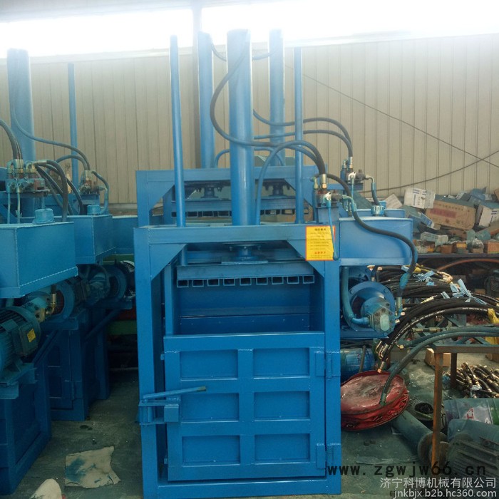 立式易拉罐压块机 立式废塑料打包机 保温材料打包机科博图4