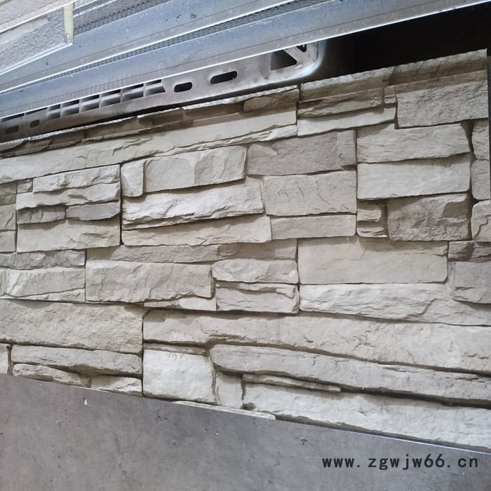 木纹压花装饰板金属砖纹保温板氟碳漆墙面保温材料环保外墙挂板图3