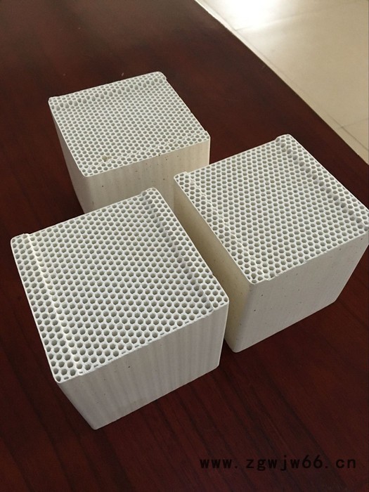 供应刚玉质蜂窝陶瓷蓄热体等蓄热式烧嘴填充耐火材料图3