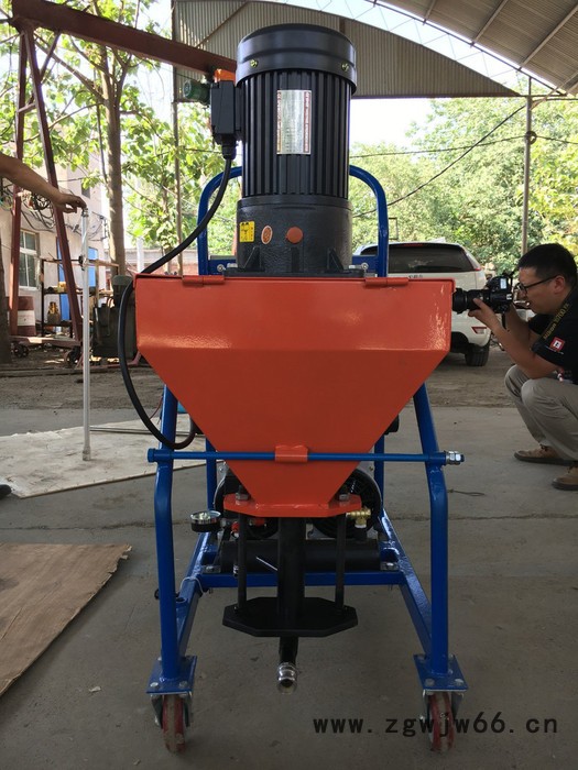 多功能防水材料喷涂机图4