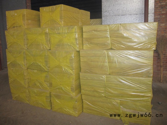 供应正烨保温建材厂生产岩棉制品根据客户要求保温材料图3