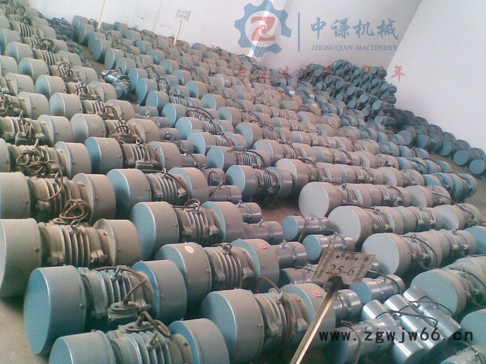 中谦yzs/yzo/jzo/YZUL/YZDP/LDF等型号齐全 振动电机 振动筛分设备专用振动电机 振动筛厂家图2