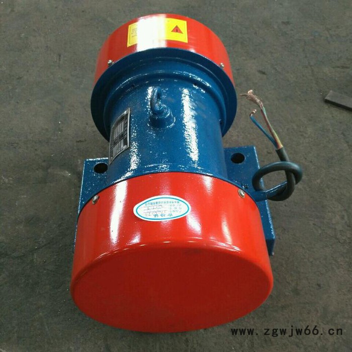** YZS-20-4振动电机 卧式振动电机 新乡市新联振动图3