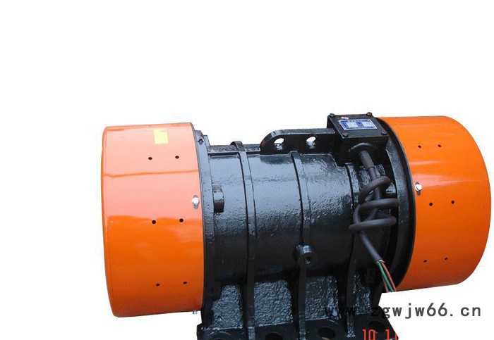 新乡威猛高效节能YZO振动电机|5.5KW振动电机|振动马达图2