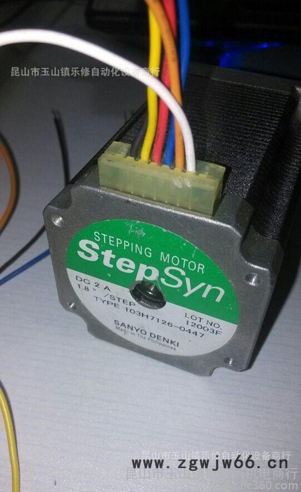 江苏苏州三洋步进电机  103H7126-0447图2
