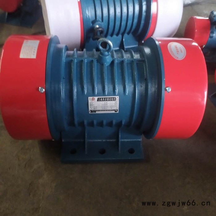 宏达震动筛分机  给料机 振动电机XUM-160-6振动器上饶市宏达震动生产批发电机型号齐全 振动筛图2