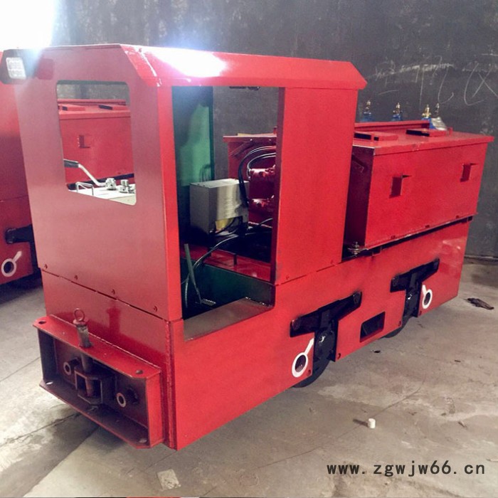 工矿电机车 矿用防爆电机车 5吨防爆电机车 蓄电池电机车参数图2
