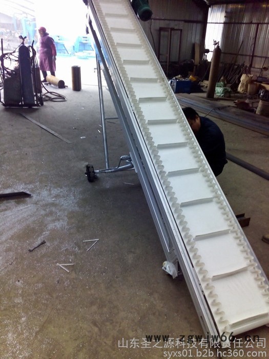 波纹输送带防爆电机 矿石输送机图4