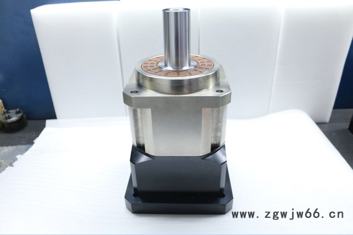 PLE60 行星减速机 减速箱 用于伺服电机步进电机AGV小车图1