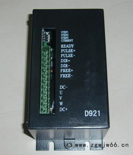 供应步进电机驱动器D921 三相混合式步进电机驱动器