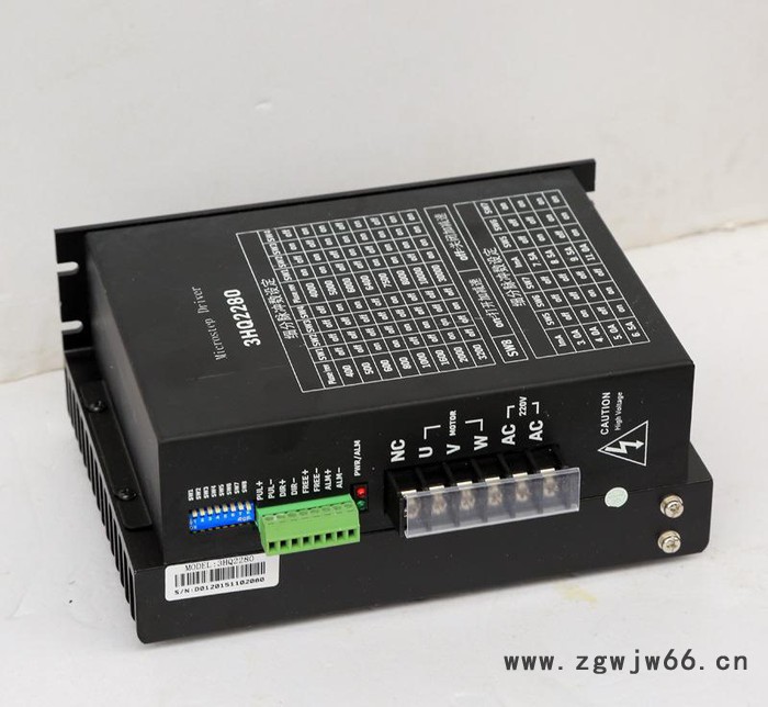 130三相混合式步进电机驱动器  130步进系列控制器图2