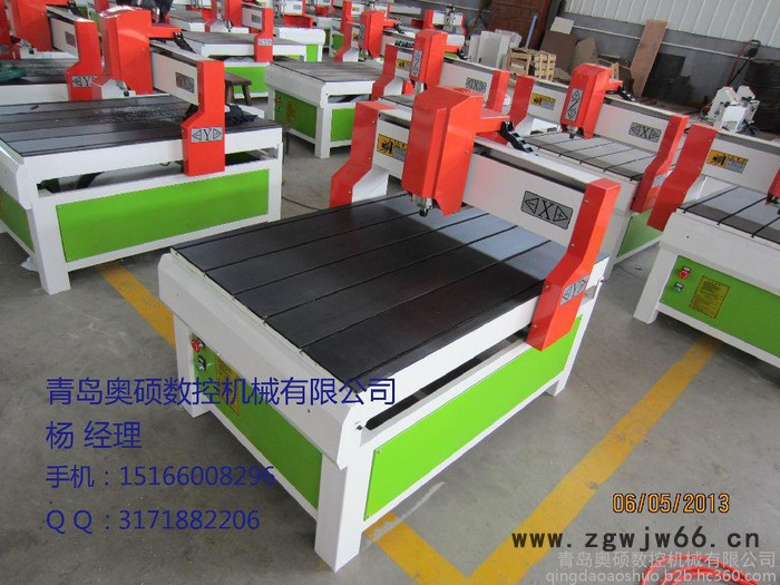 小型广告雕刻机 价格低 步进电机 亚克力经济型雕刻机图3