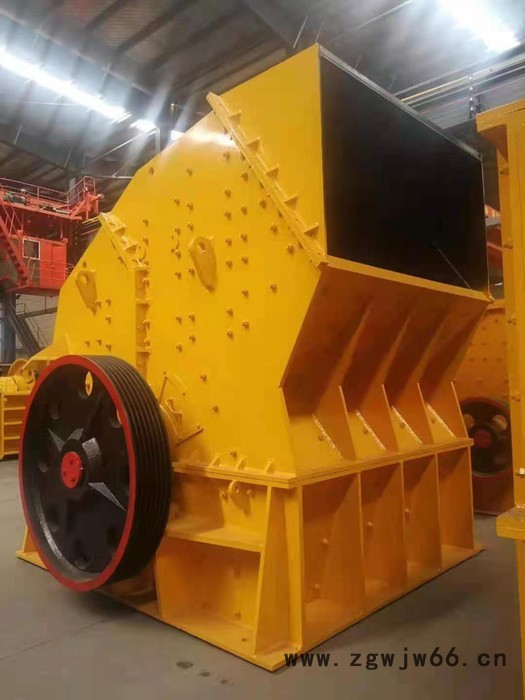 瑞邦  电机710高压电机，破碎机  重锤破碎机  强击式破碎机厂家  强击式破碎机供货商，欢迎图3