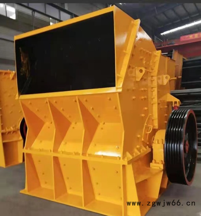 瑞邦  电机710高压电机，破碎机  重锤破碎机  强击式破碎机厂家  强击式破碎机供货商，欢迎图5