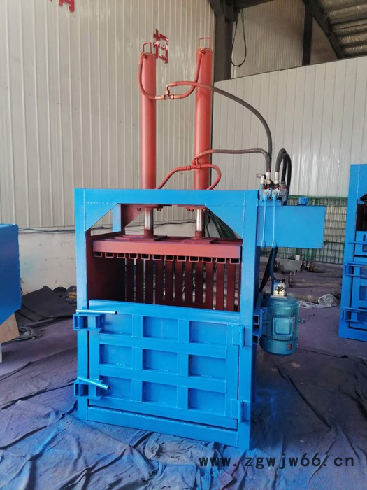 石成金 家用电双电机立式打包机 山东立式打包机 纸壳打包机废纸壳立式打包机 立式液压打包机 服装废金属打包机**图2