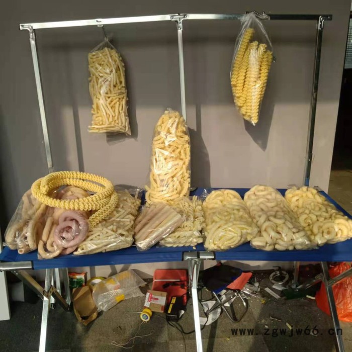 家用电机小型架势杂粮膨化机 自动切断空心棒膨化机图6