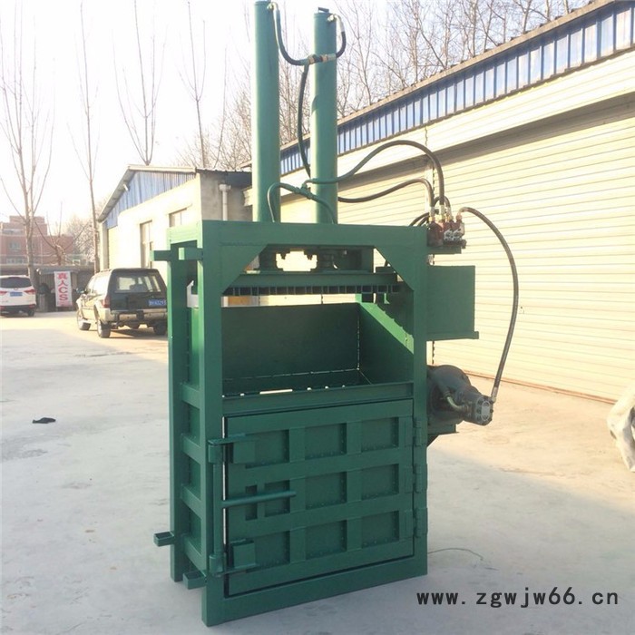 旧报纸压块机图片 富兴定做双电机家用电打包机 药材压块机视频图5