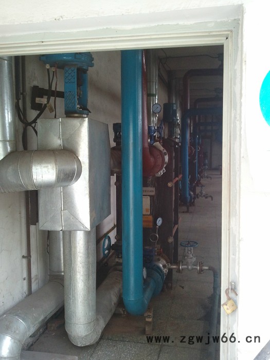 供应发电机组降温工程BTF-400-280制冷设备图3