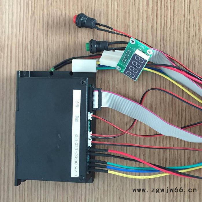 YOUONE220V1K2S_12CM43 直流无刷电机驱动控制器图2