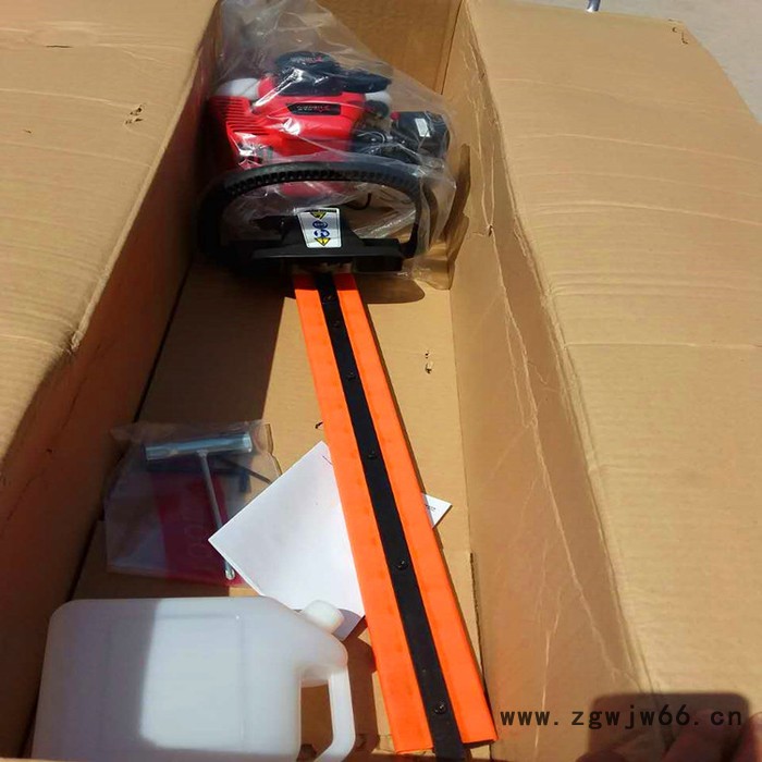 便捷充电式的修剪机 无刷电机的园林绿化修边机 轻修园艺造型绿篱机图4