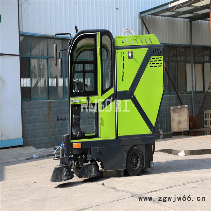 山东 电动式扫地机 新疆三轮座驾扫地机 洒水扫地车 无刷电机扫地车 雾炮降尘车图5