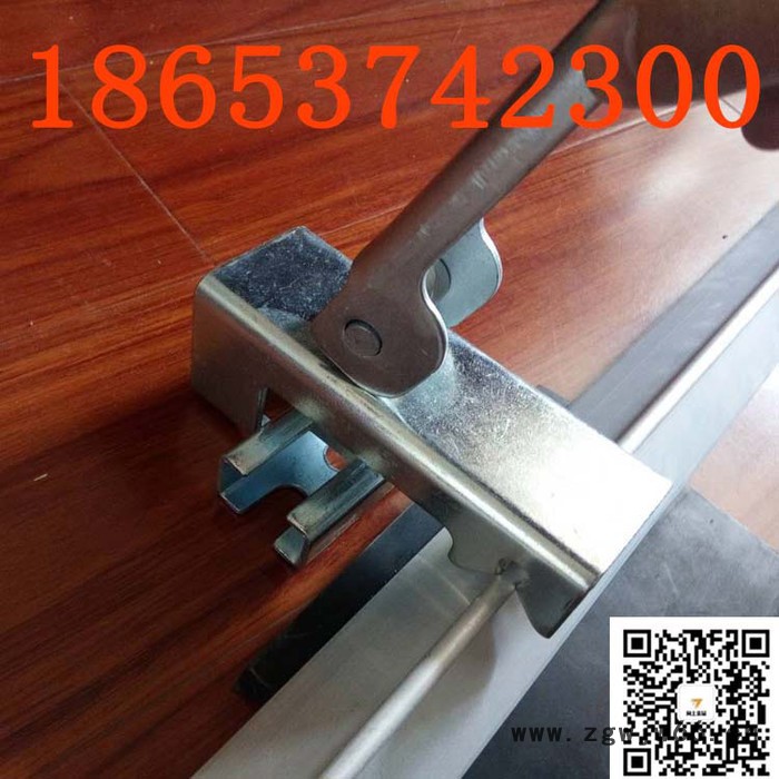 紧固螺丝不锈钢夹持器角铝40*40 固定裙板紧固件图4