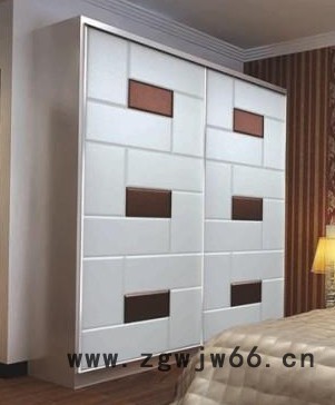 供应伺服三工序橱柜门雕刻机 进口电机衣柜移门开料机 神工高配置套装门切割机图2