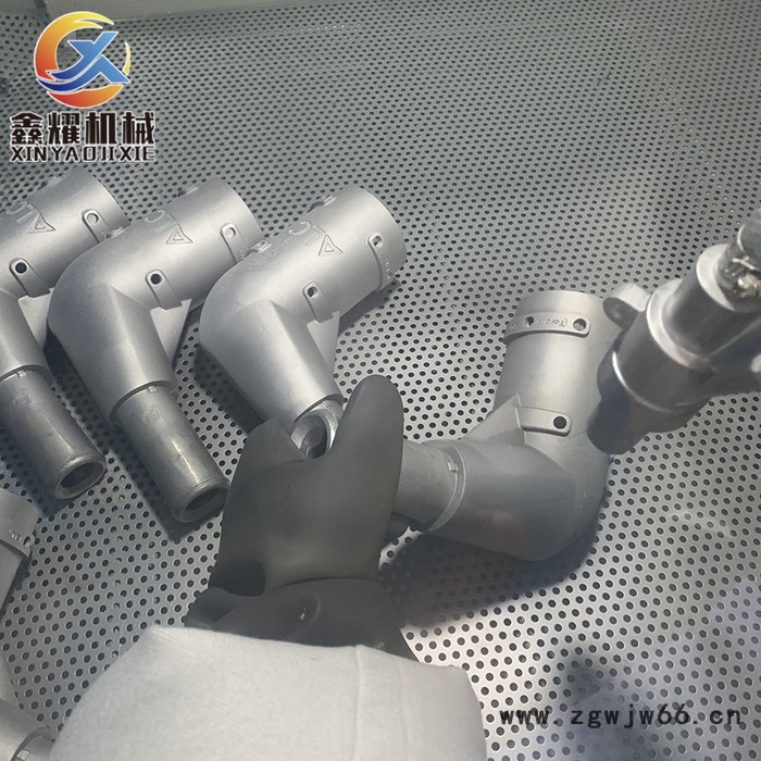 深圳周边手动喷砂机供应箱式手动喷砂机小型手动除锈干式喷沙机五金模具喷砂机图7